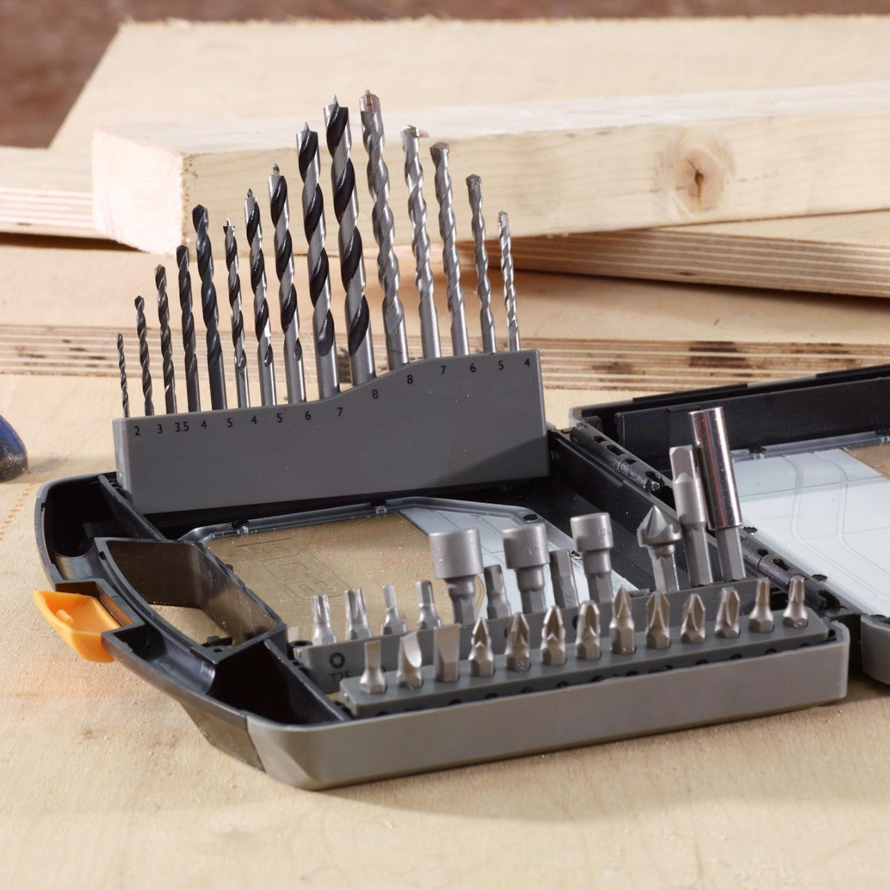 JCB 40 Piece Combination Drill Bits and Accessory Set | JCB-PTA-40