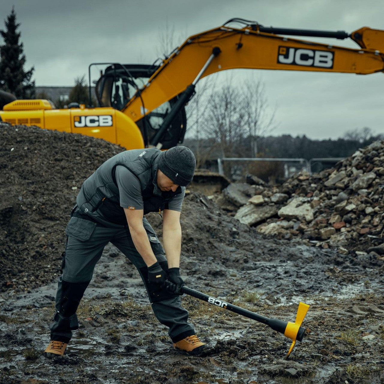 JCB 5lb Grubbing Mattock 85mm and 55mm Cutter, Heavy-Duty Steel Blade | JCBGM01