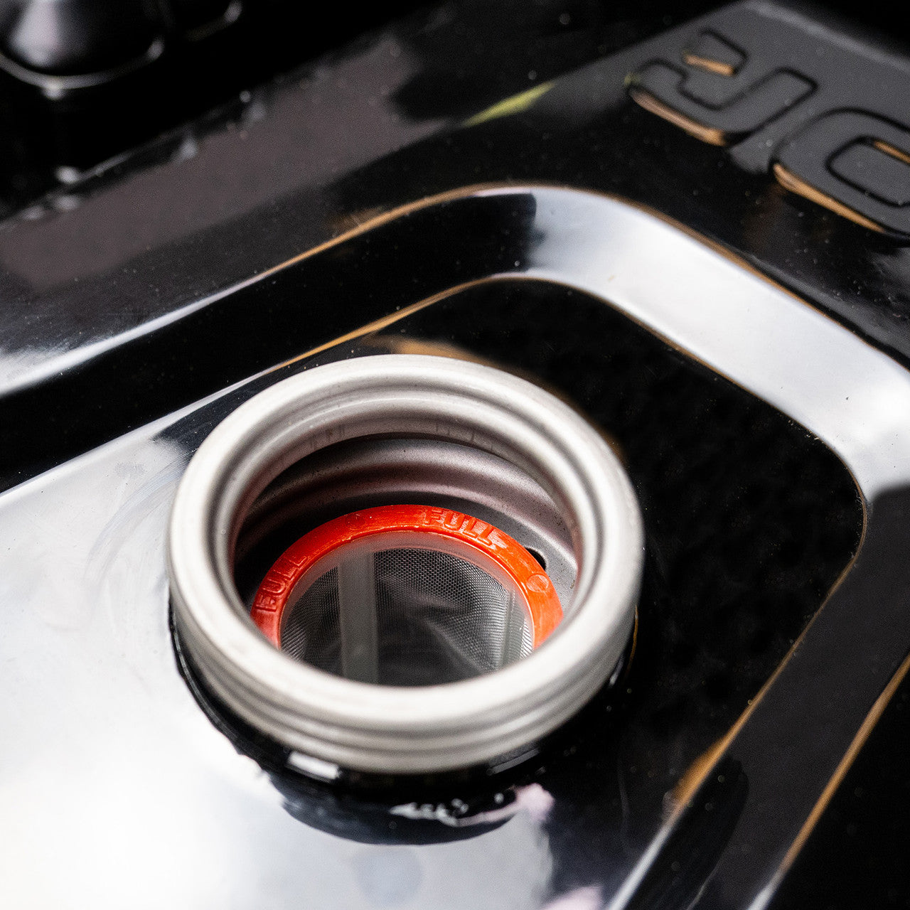 JCB 100mm /4” Heavy-duty Petrol Wood Chipper 7.5hp, 224cc 4-Stroke | JCB-CH75100P