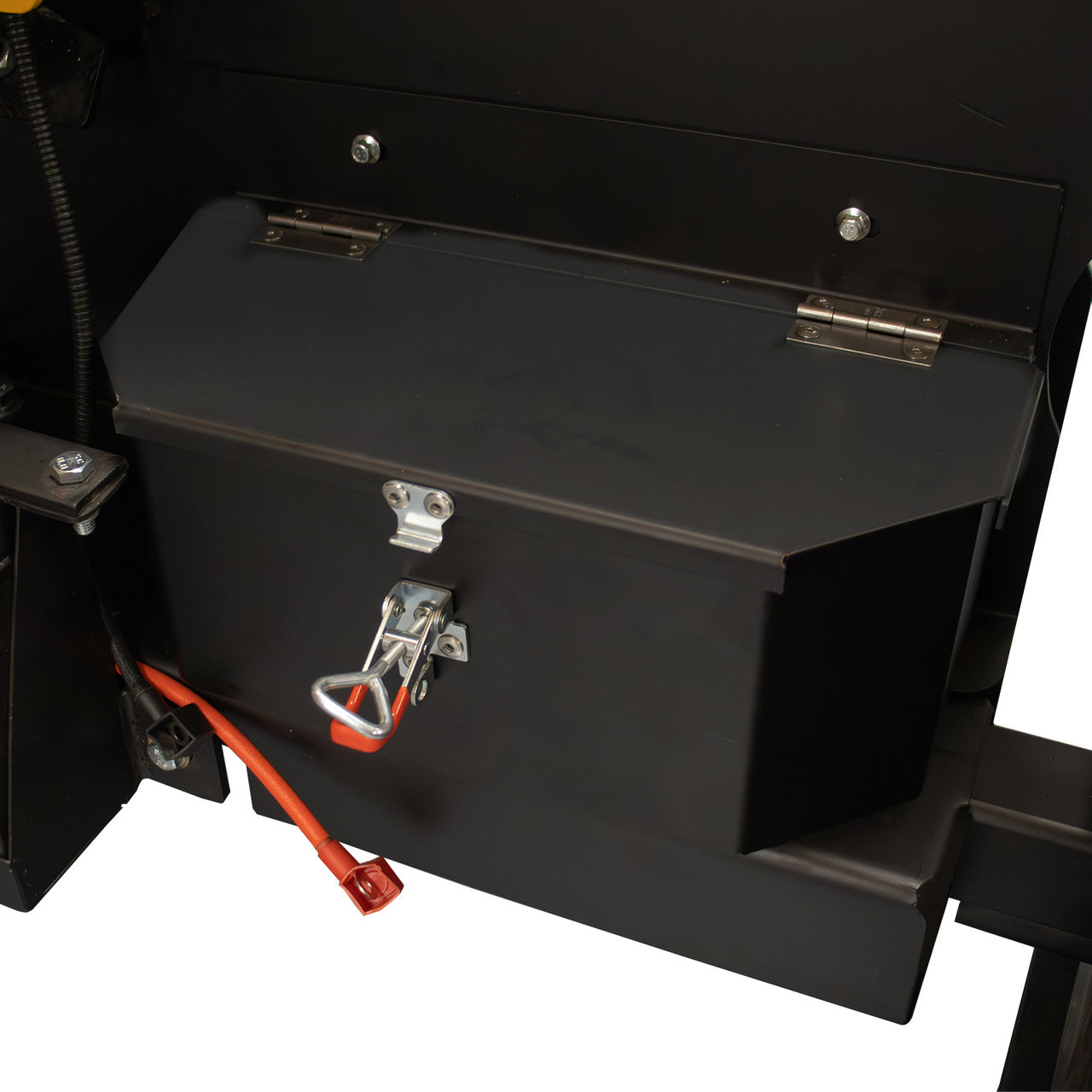 JCB 120mm / 4.72” Heavy-duty Petrol Wood Chipper 457cc, 15hp 4-Stroke, Electric Start | JCB-CH150120PE