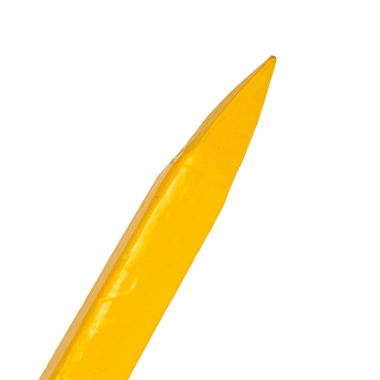 The impressive 40 HRC hardness guarantees its ability to withstand rigorous use, providing longevity even in the harshest environments.