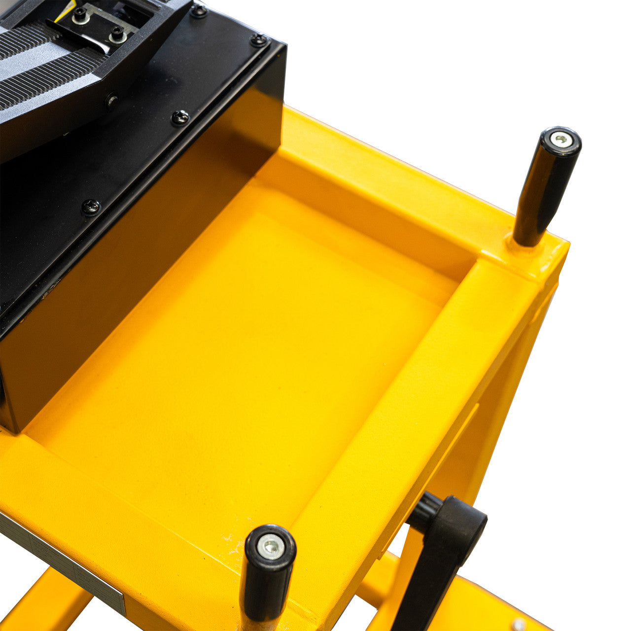 King-pin press block can be rotated 360° and adjusted to fit in even the tightest of wheel wells