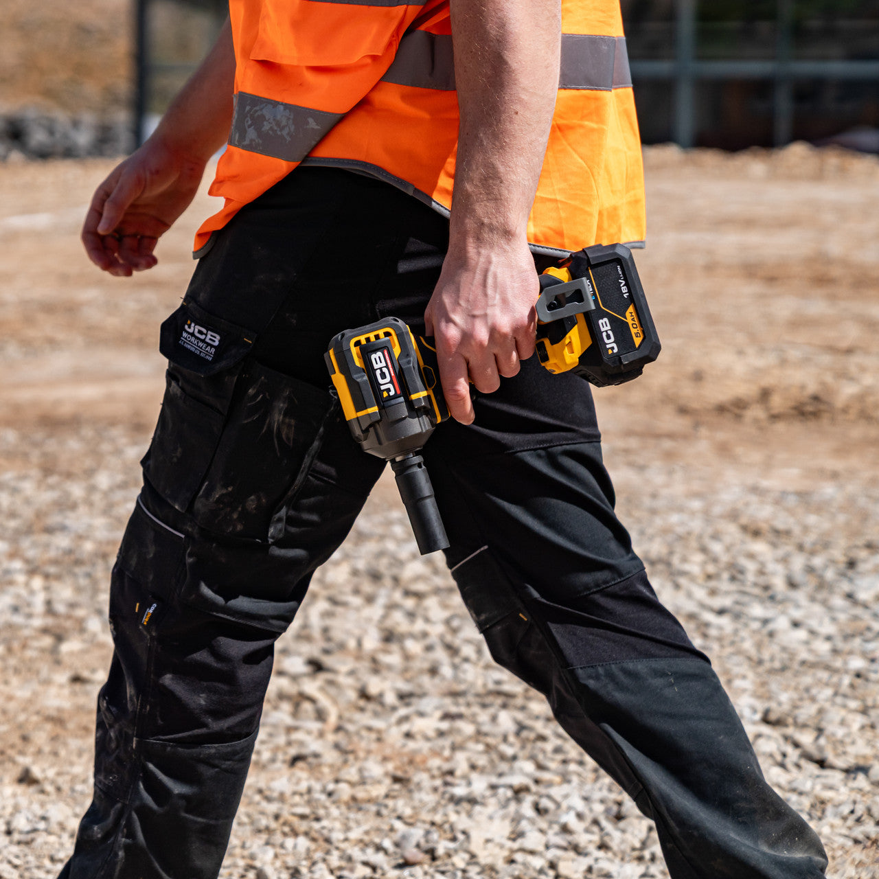 JCB Pro 18V ½” Impact Wrench, 280Nm Fastening, 350Nm ‘Nut-Busting’ Torque,  (Bare Tool) | JCB-18PIW-350