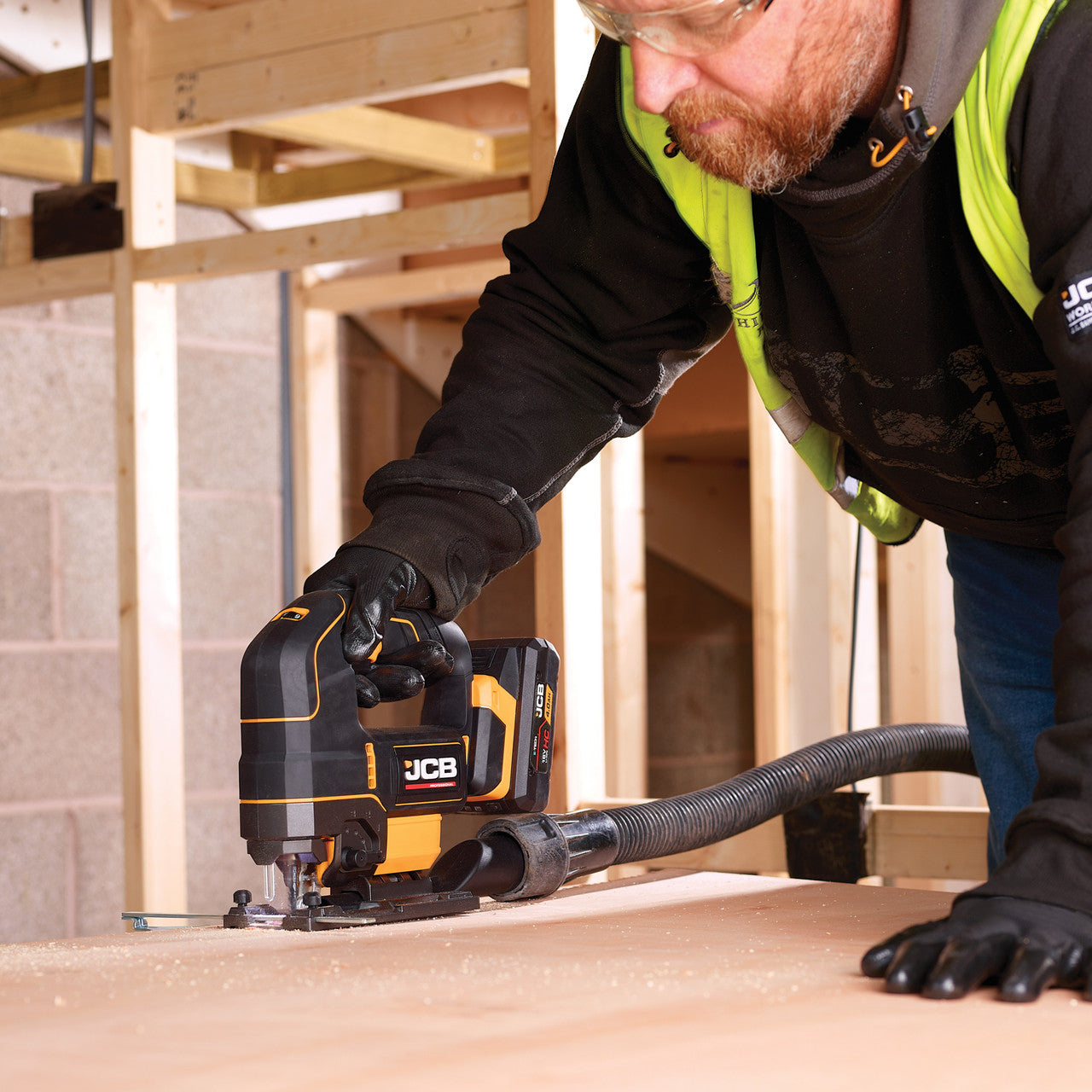 JCB Pro 18V Jigsaw, 135mm Cut, Brushless Motor, 4-Stage Pendulum Action (Bare Tool) | JCB-18PJS-DG