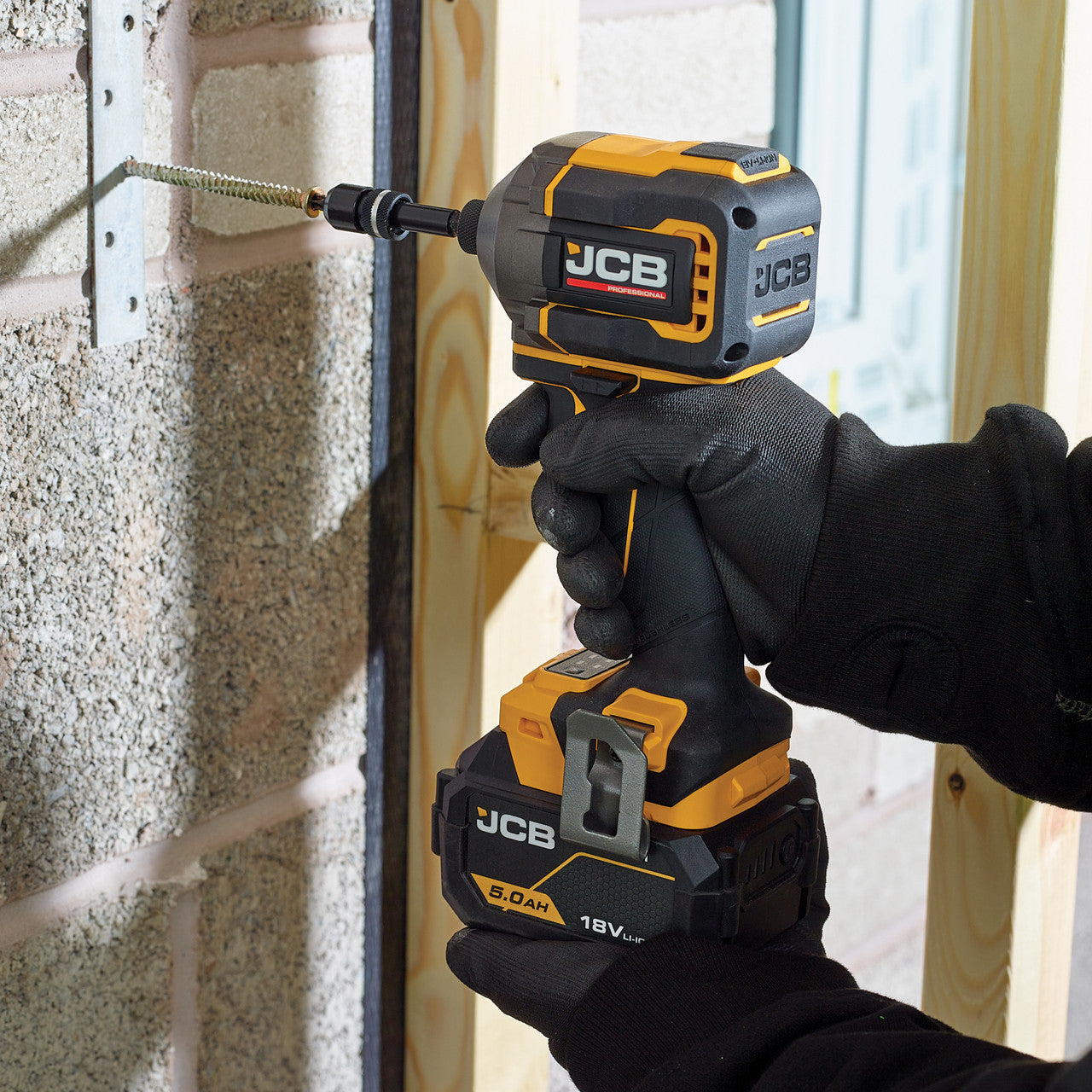 JCB 18V Pro Kit, Combi Drill (75Nm), Impact Driver (230Nm), Multi Tool, 2Ah & 5Ah Batteries, 4.5A Fast Charger & Soft Tool Bag |JCB-18PKIT-6